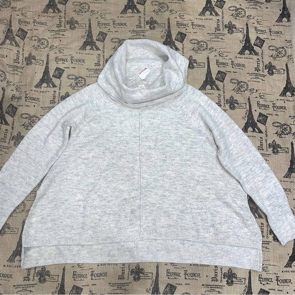 For Thee NWT! Heather Grey Turtleneck Sweater Size XL - Picture 6 of 15